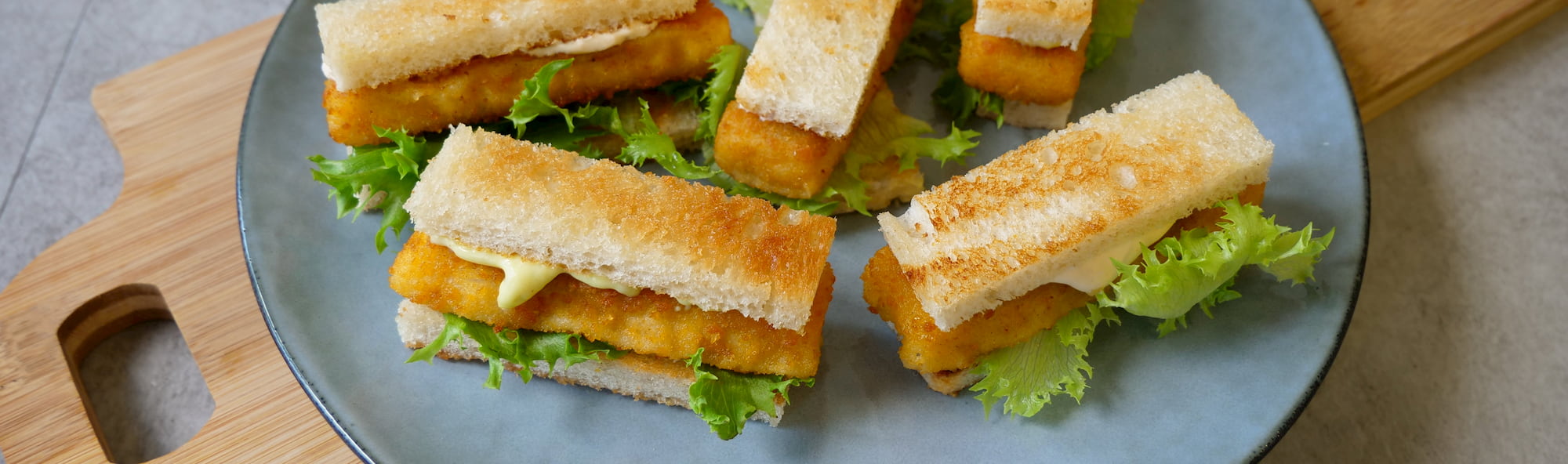 Sprø fiskepinne-toast