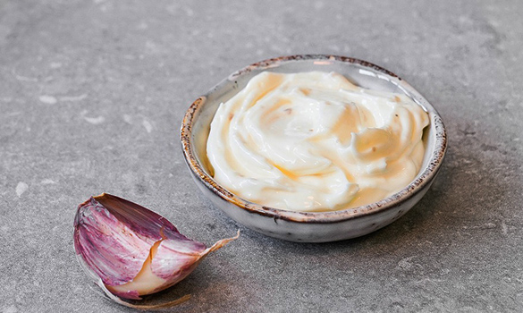 Enkel aioli