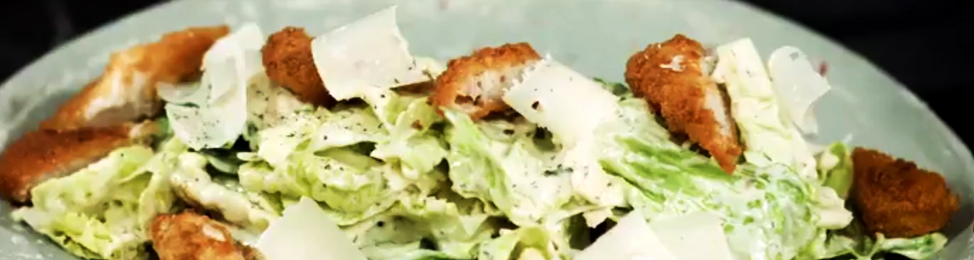 Cæsarsalat med glutenfri fiskepinner