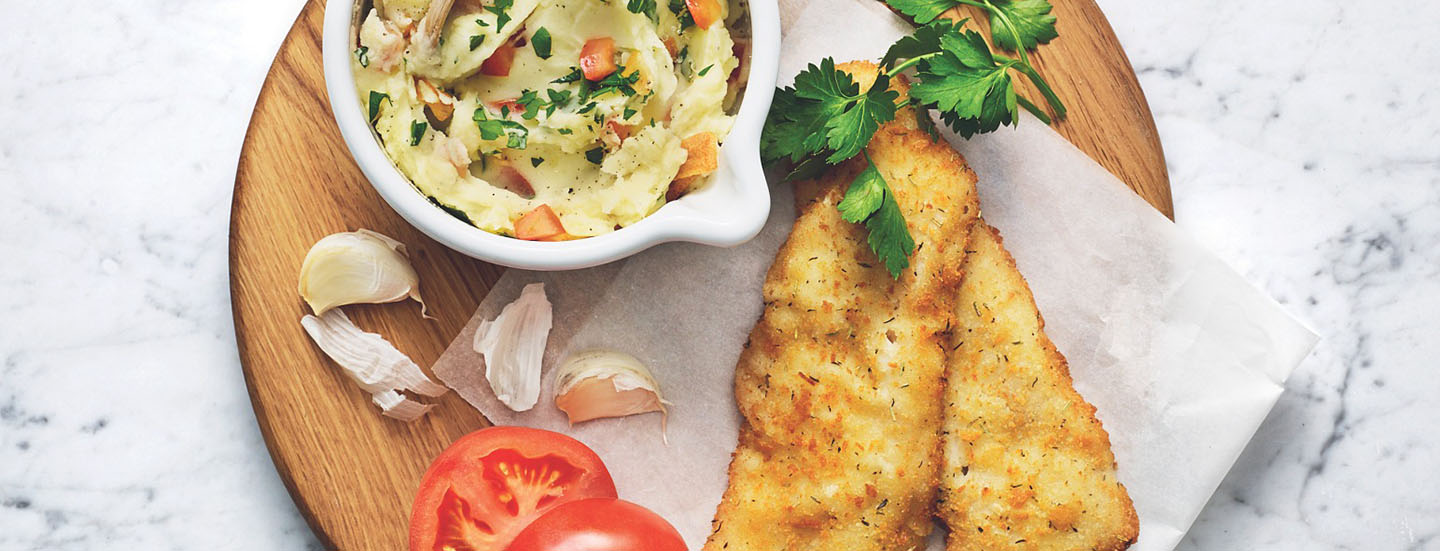 Lettpanert fiskefilet med potetmos 