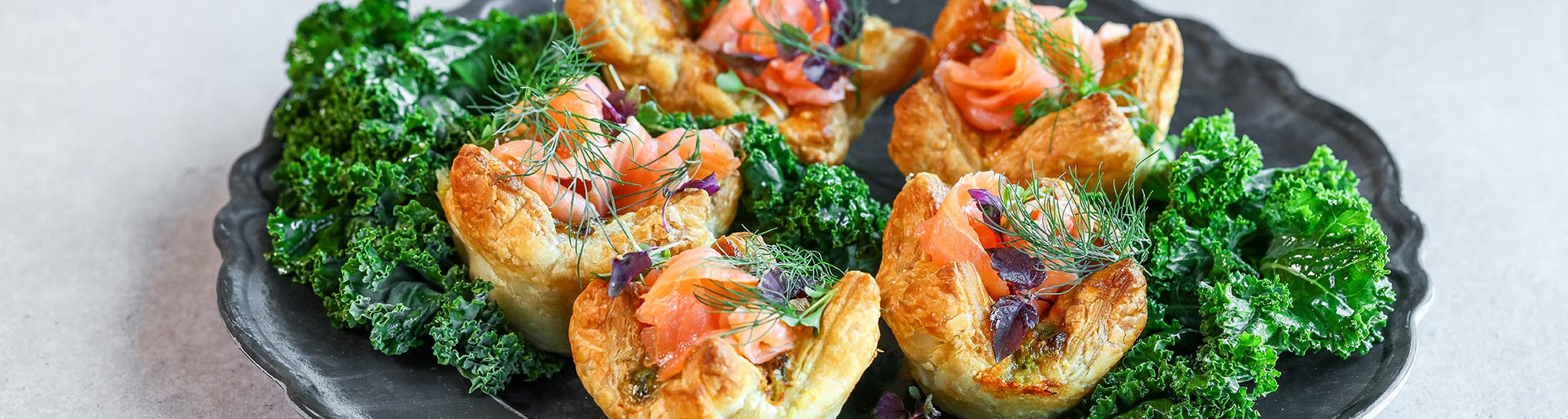 Minipai med spinat og røkelaks