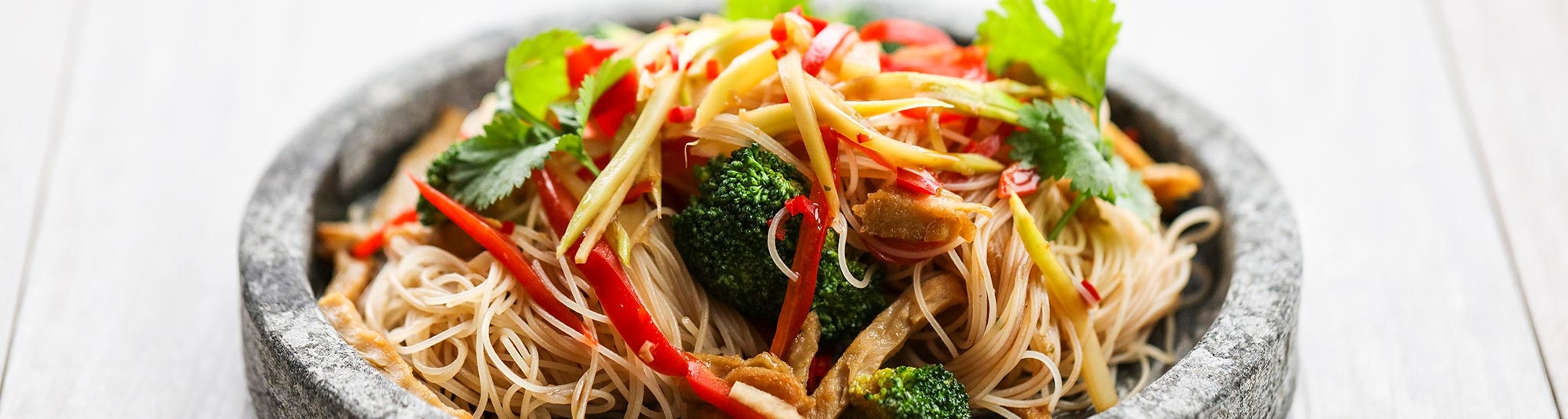 pease wok risnudlar recept_145018.jpg