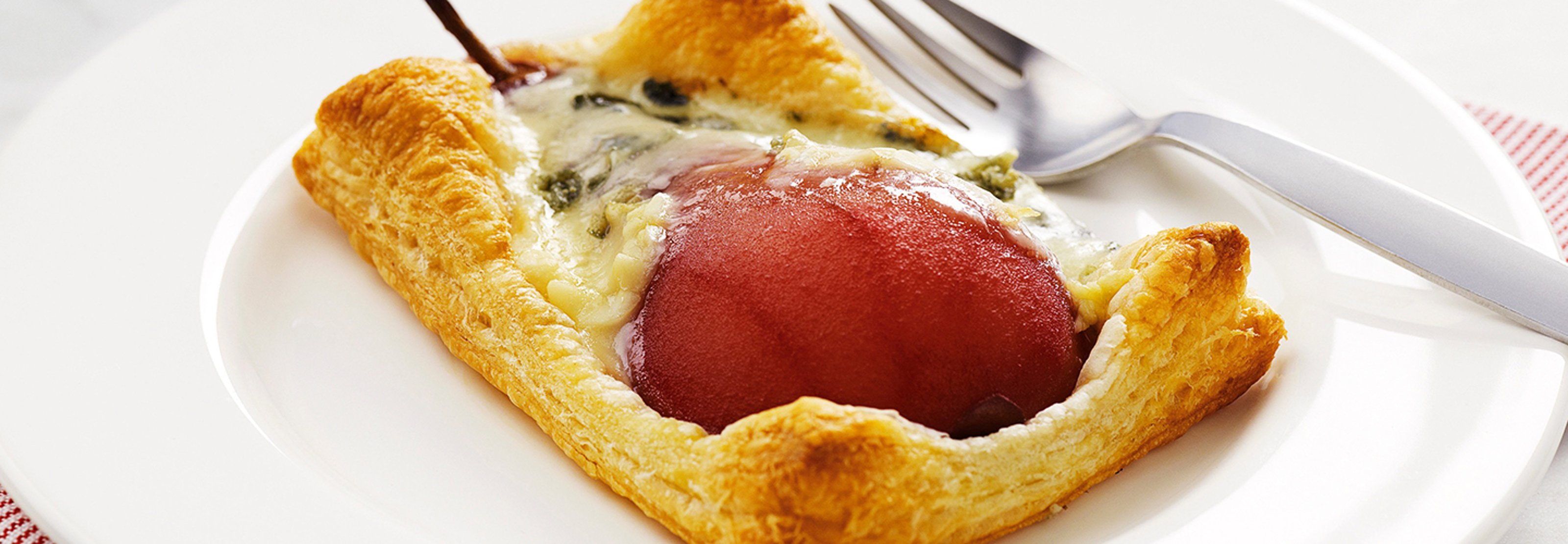 roquefort_butterdeig_1440.jpg